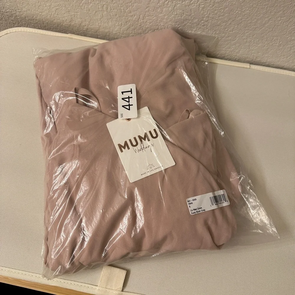 Show Me Your Mumu Liz Maxi Bridesmaid Dress Dusty Blush Crisp - Picture 6 of 7